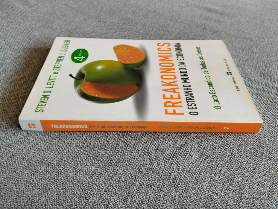Livro "Freakonomics" de Steven D. Levitt & Stephen J. Dubner