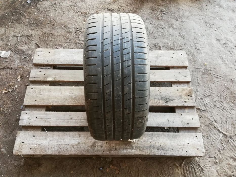Opona SportActive 245/35R19