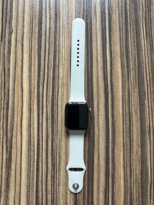 Apple Watch Series 5 44 mm GPS Gold + pudełko + ładowarka