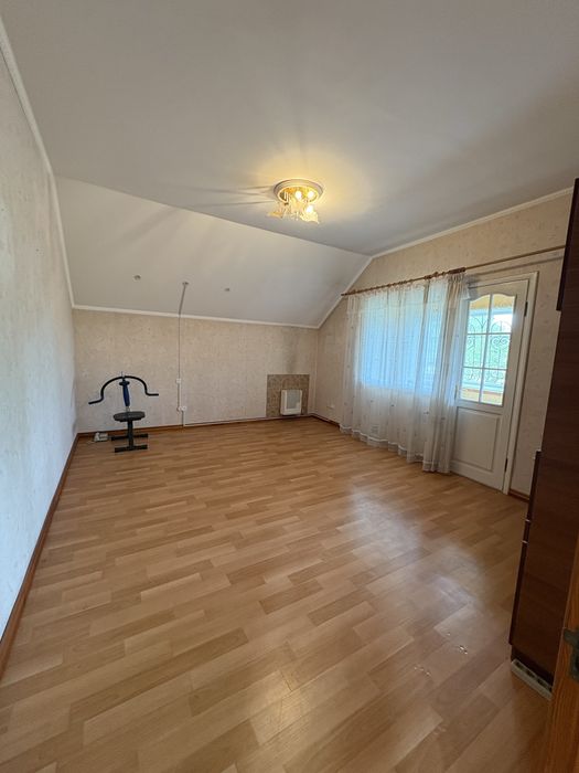 Продаж 2-х поверхового будинку в Центрі міста-250кв.м.Вул.Севастопольс
