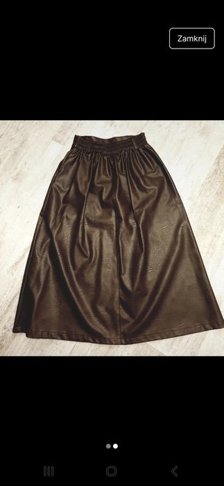 Spódnica z ekoskóry 36