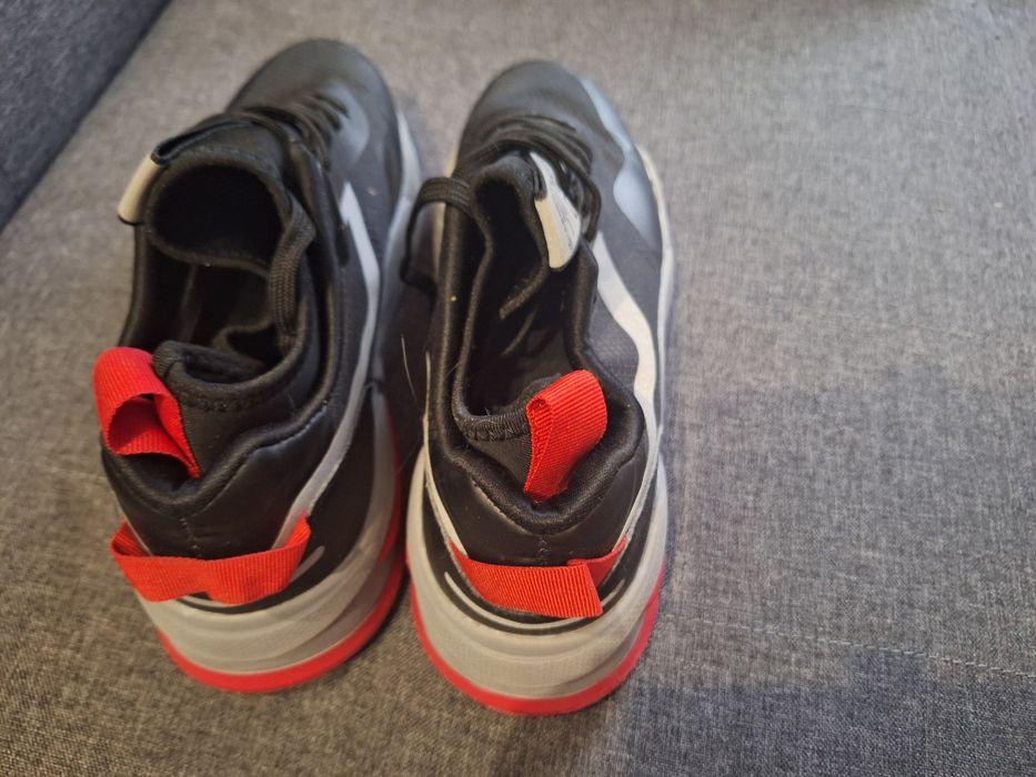 Buty sportowe młodzieżowe croop odblaski