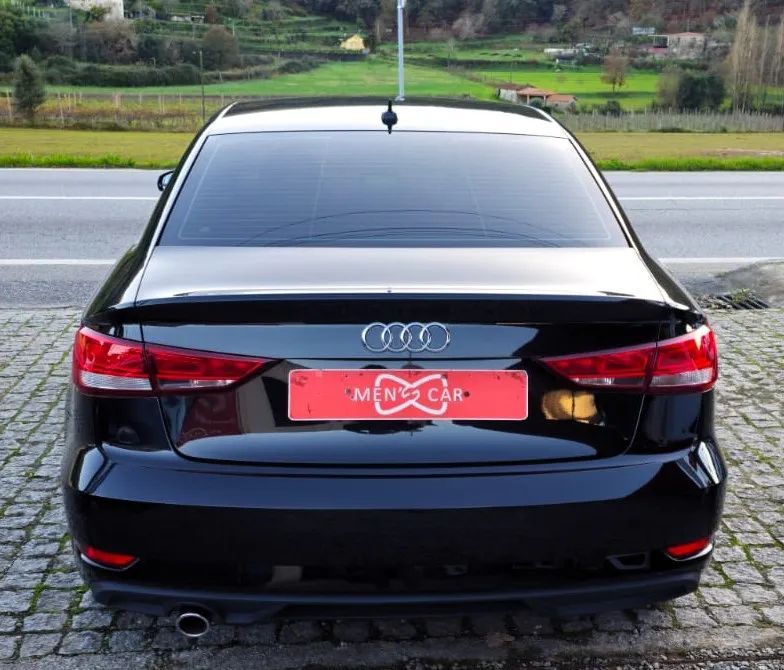 Audi A3 Limousine 1.6 TDI Sport
