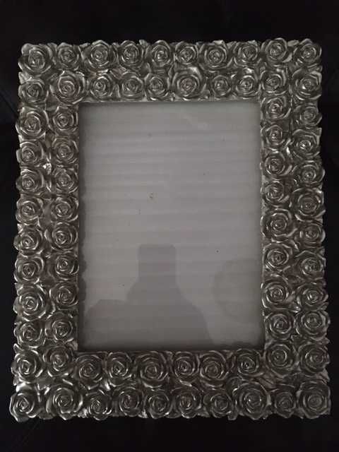 Moldura - Rosas Prateadas