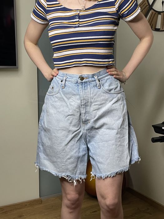 Вінтажні джинсові шорти. Розмір M-L, стан ідеальний