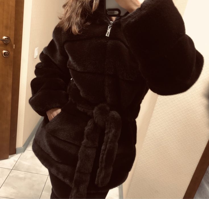 Шубка з еко хутра Tissavel