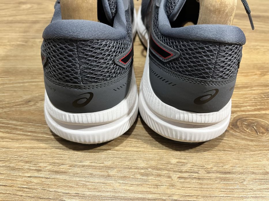 Asics Gel-Contend 7 Нові.  Розмір 45(28,5 см.) Ціна 2690 грн.