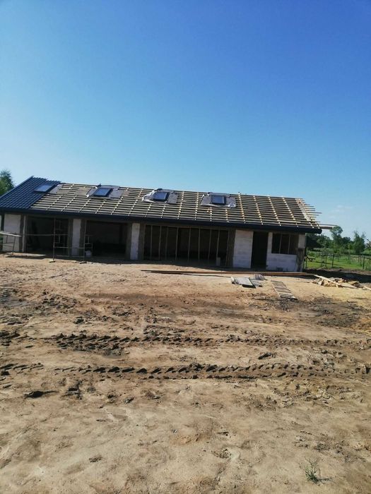 Kompleksowe usługi budowy domów od fundamentów po dach
