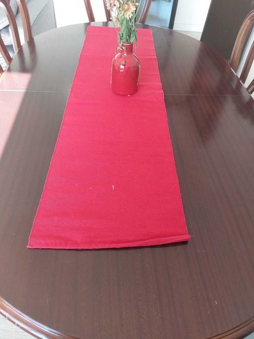 Mesa de jantar 6 lugares + 4 cadeiras