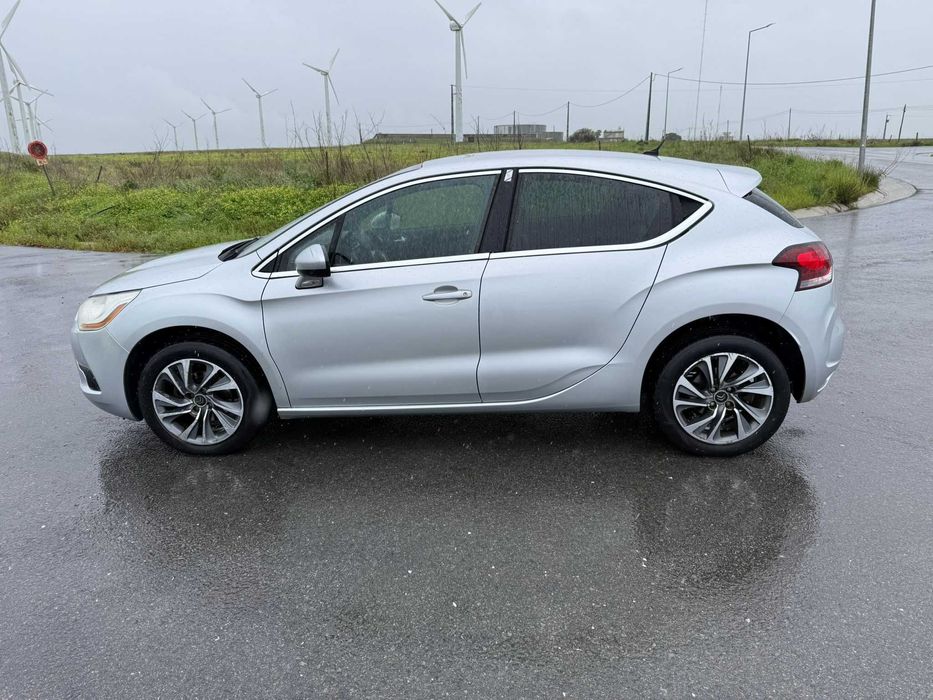 Citroen DS4 eHDI Hibrido Automatico