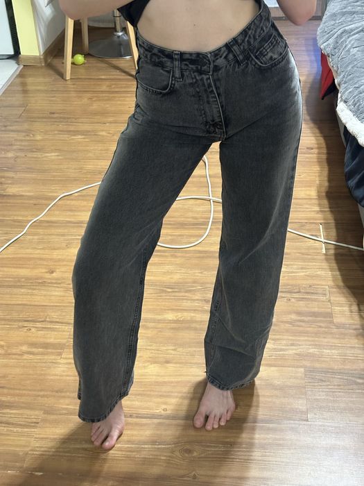 Джинсы черные размер s