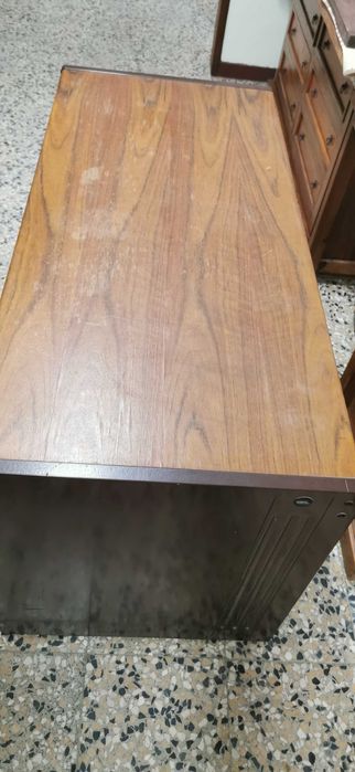 Secretária /metal / tampo em madeira / mesa apoio