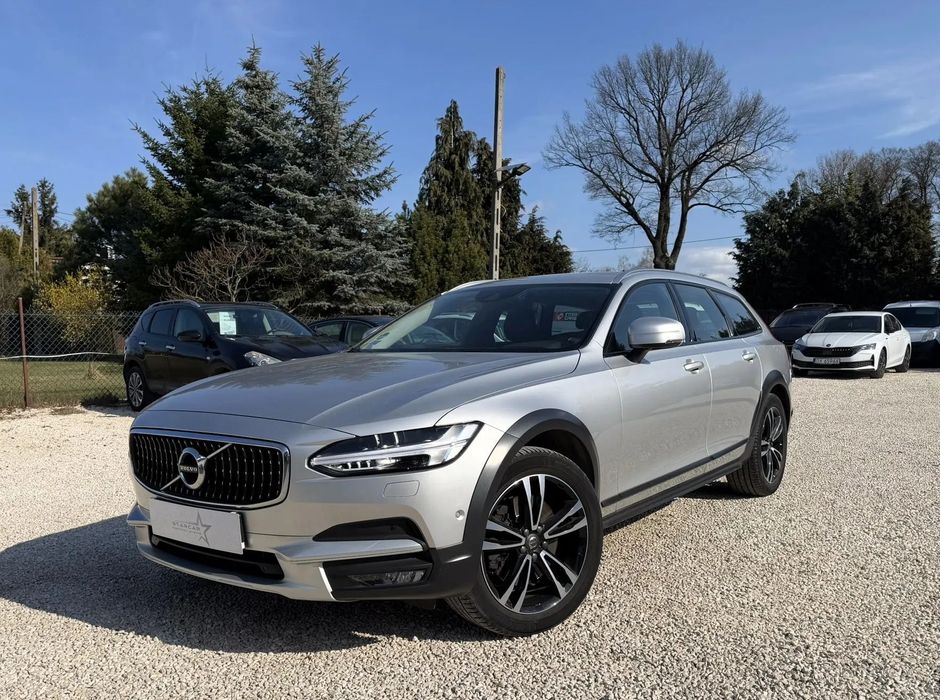 Volvo V90 Cross Country D5 AWD PRO, pierwszy właściciel, polski salon, faktura VAT 23%