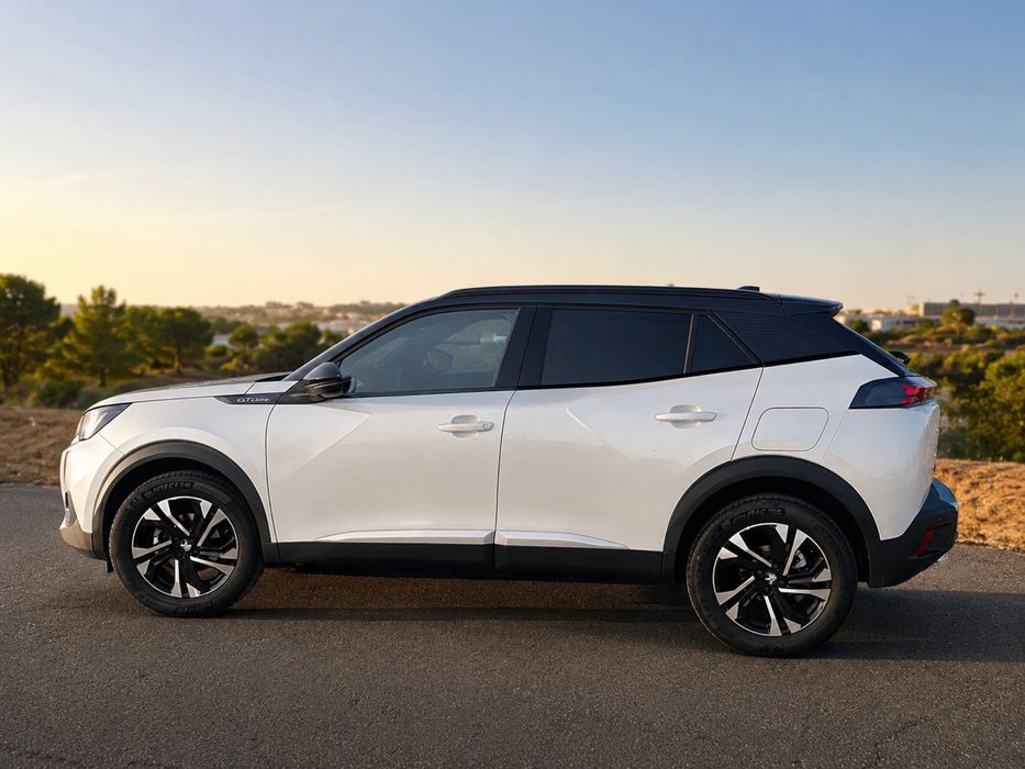 Peugeot 2008 1.2  GT line ( DESDE 221€ mês )