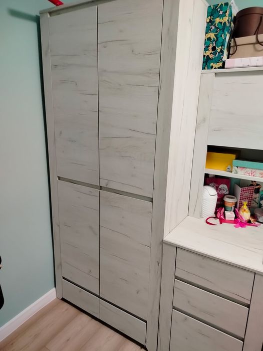 Kaplet mebli dziecięcych