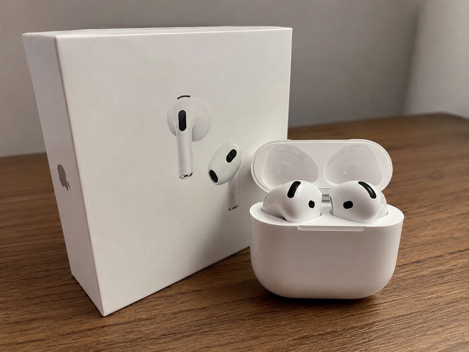 Apple Air pods 4