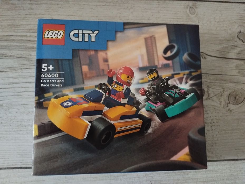 Lego City 60400.
