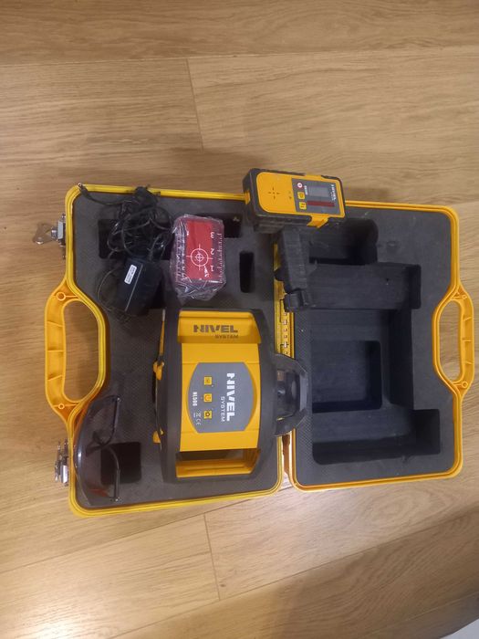 Niwelator laserowy NIVEL NL500