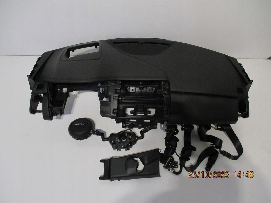 Deska konsola pulpit JAGUAR E PACE HEAD UP