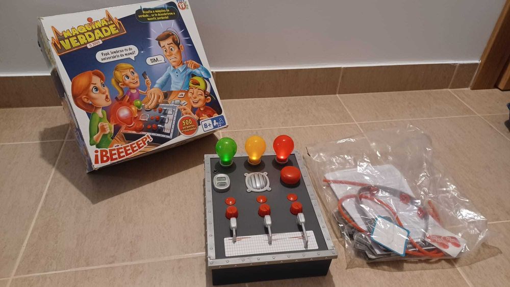 Maquina da verdade portes em correio normal incluidos