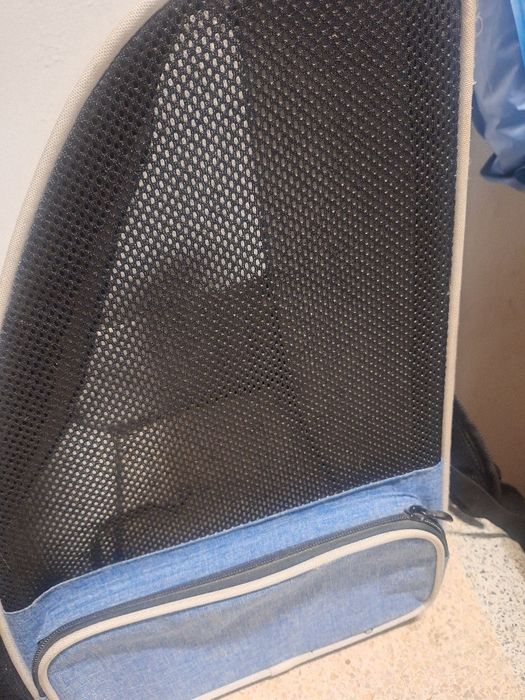 Mochila transportadora para gatos e cães