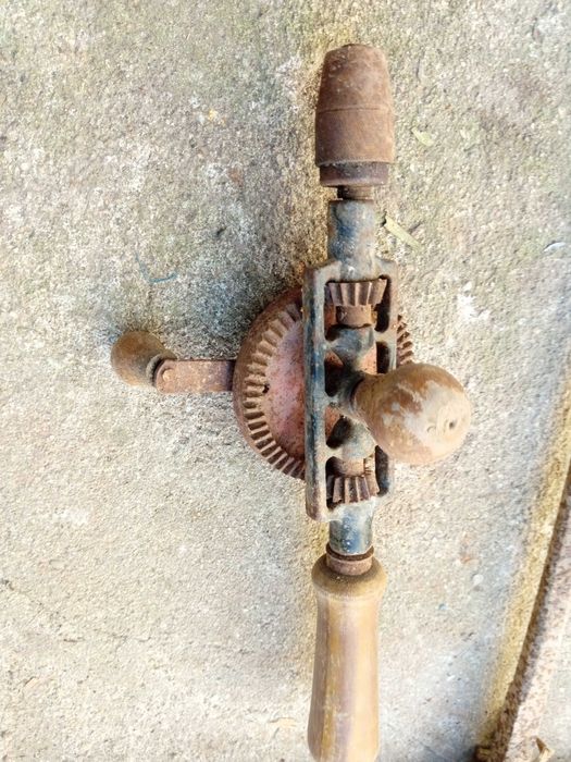 Ferramentas de carpintaria muito antigas, coleção.