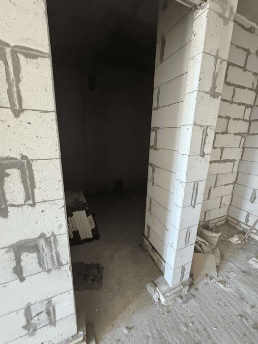 Продам 2 кімнатну Винники 62 мкв секція 4