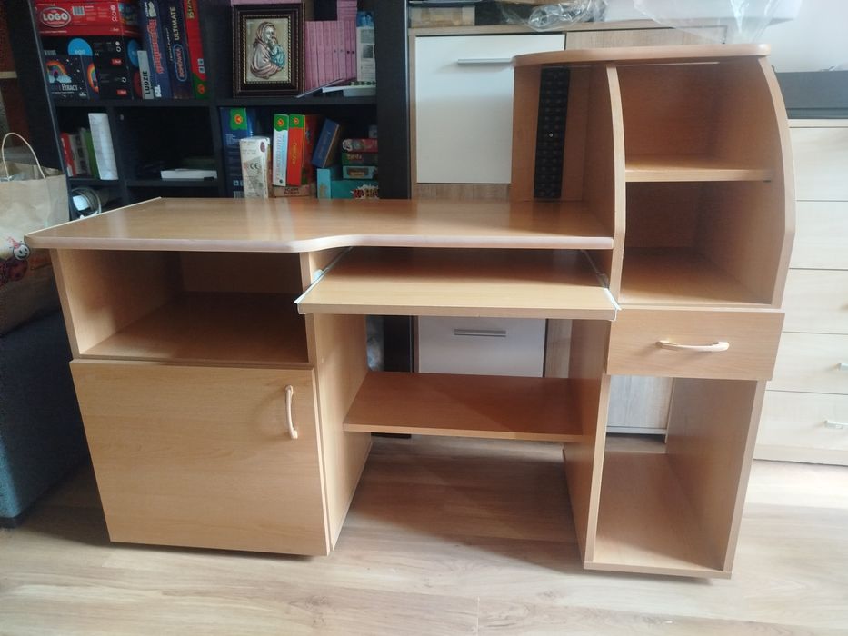 Sprzedam używane biurko