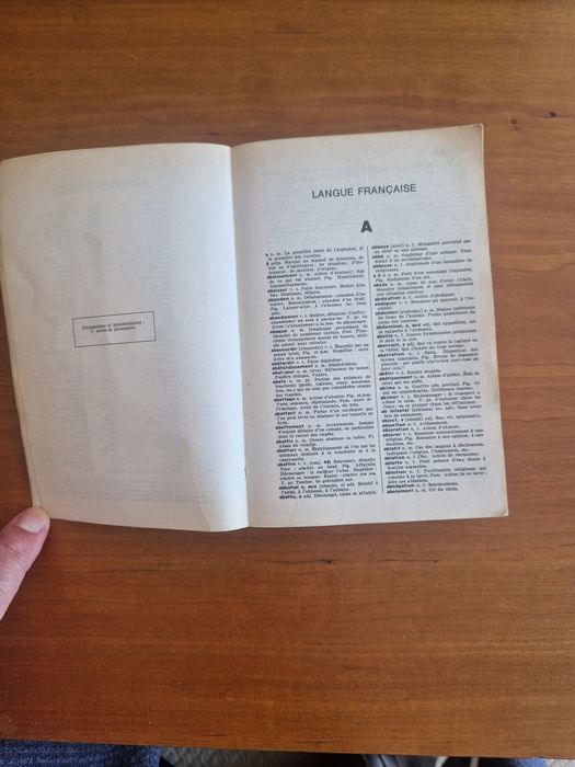 Larousse de Poche (inclui Précis de Grammaire)  1981