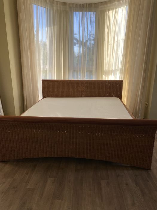 Ліжко з натурального ротангу