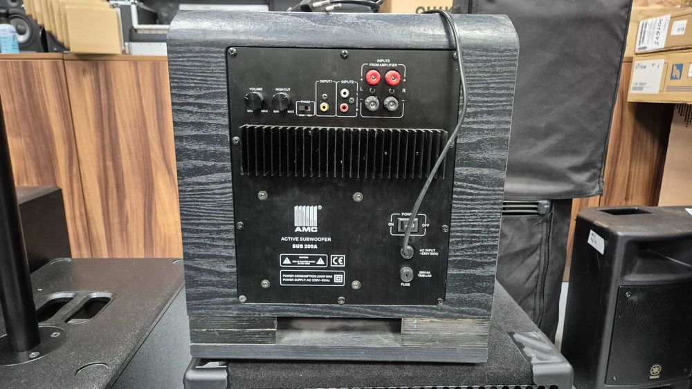 AMC SUB 200A Активний сабвуфер з чохлом