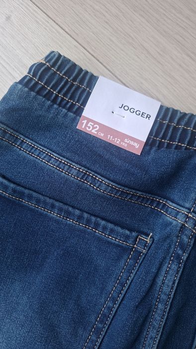 Jeansy jogger nowe 152 ocieplane