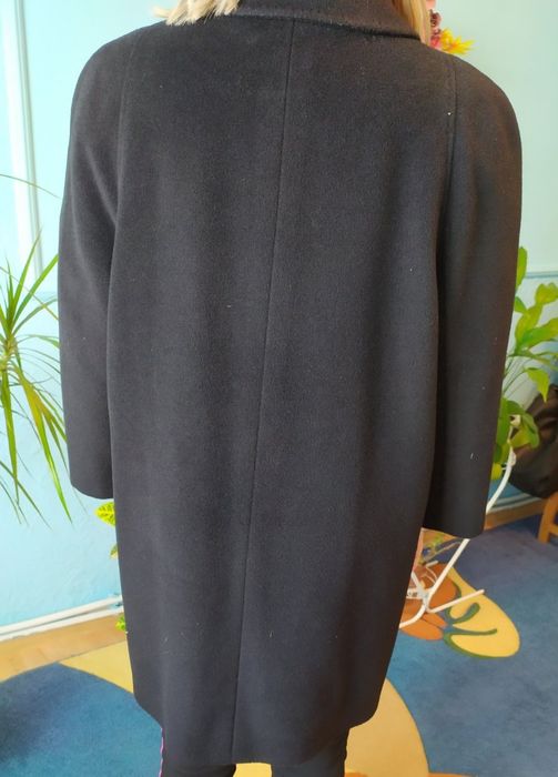 Жіноче пальто, Італія