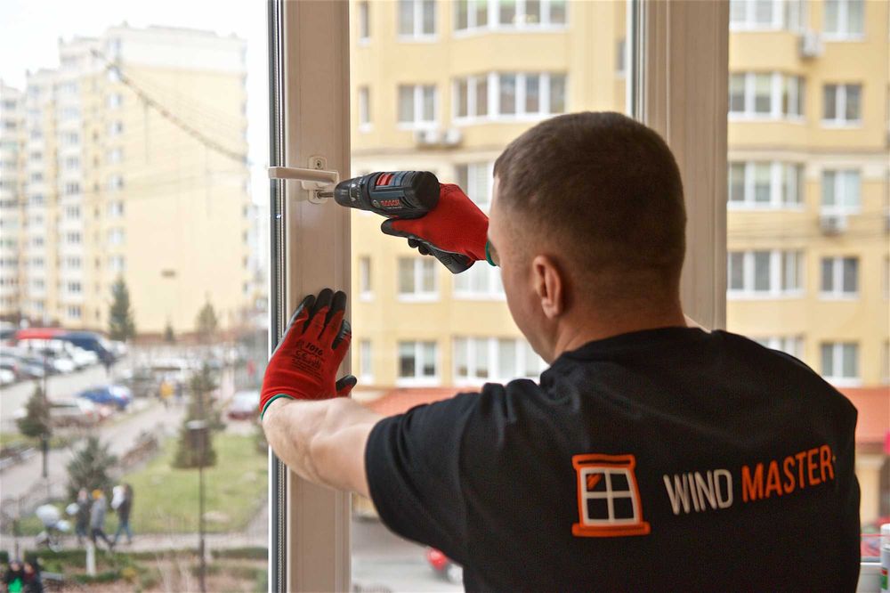 Ремонт окон, Регулировка дверей (двери, окна). Срочный выезд.