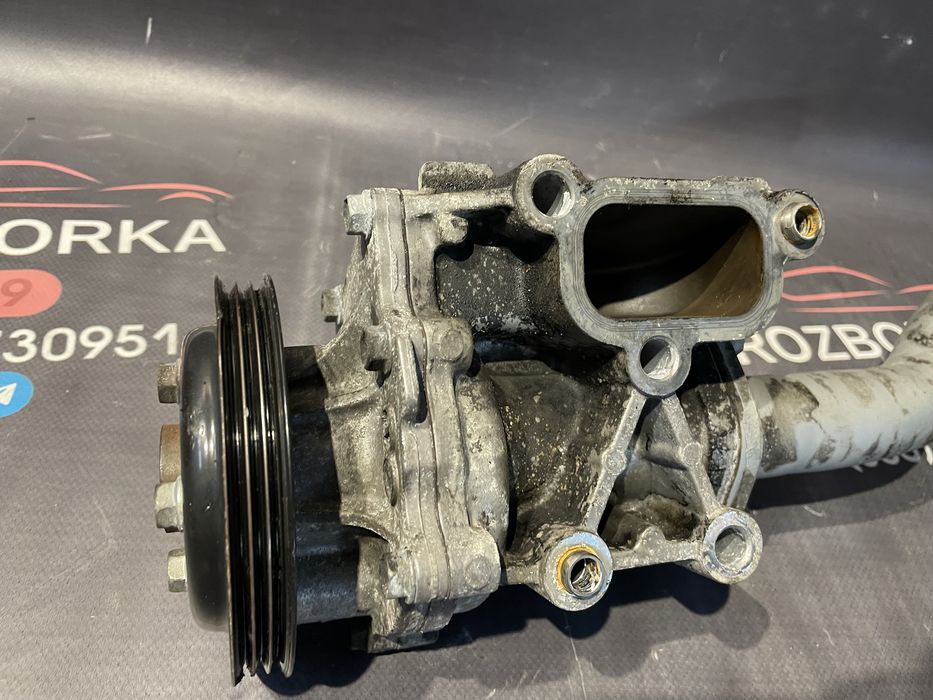 Помпа термостат Mitsubishi ASX 2.2 tdi di-d Outlander 3 насос