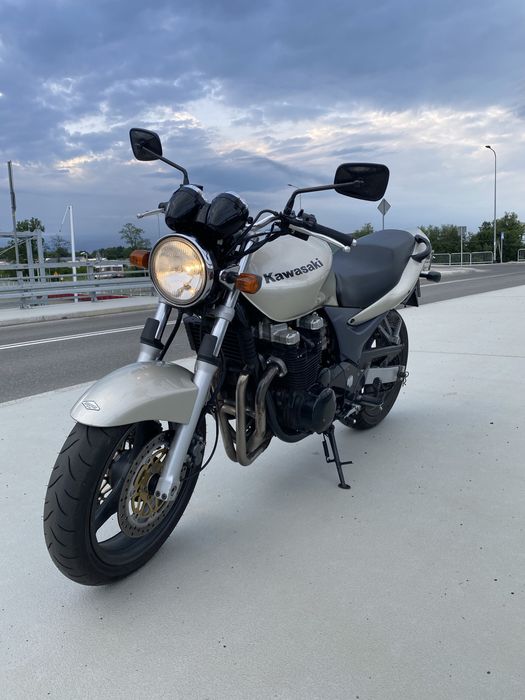 Kawasaki ZR7 750