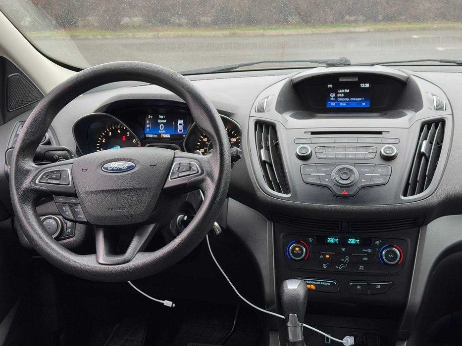 2018 Ford Escape продам авто