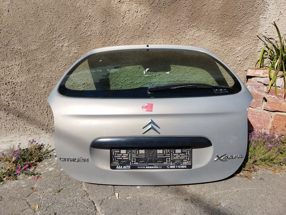 Задні двері багажника Сітроен Пікассо Ксара