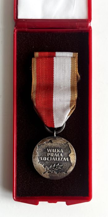 Medal 40-lecia Polski Ludowej