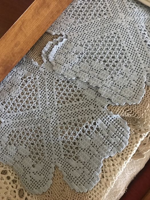 Panos em renda/naperons em crochet/linha fina