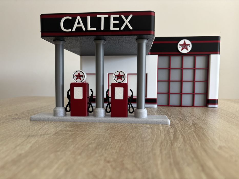 Bomba de gasolina miniatura 1:32
