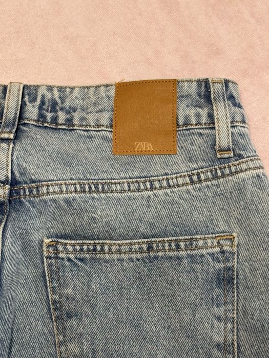 Джинси ZARA ( прямі)