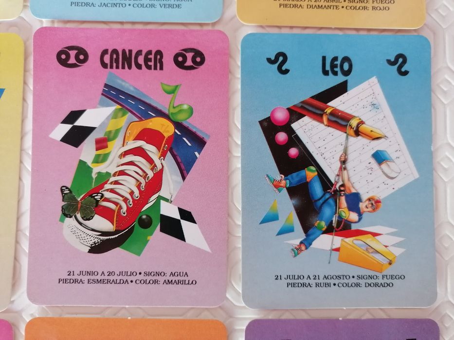 Série completa de 12 calendários de 2006 dos signos do Zodíaco