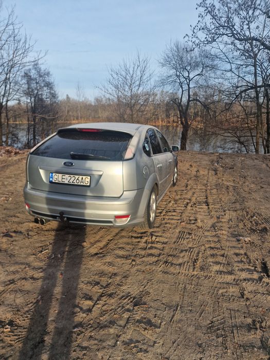 Ford focus benzyna 1.6