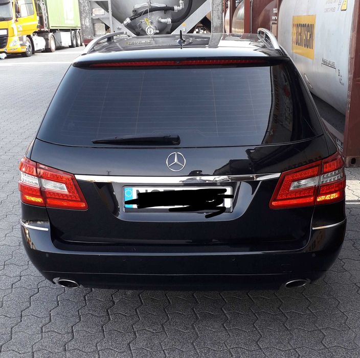 Mercedes-Benz E 350 r.2010