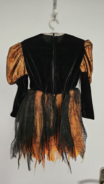 Fato de carnaval de bruxa