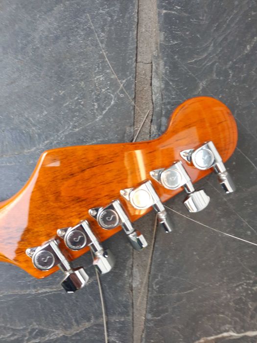 Gitara lutnicza,nietuzinkowa