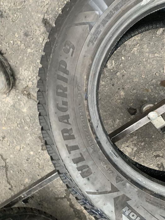 Шини 195/65 R15 пара Goodyear 2023p зима 7,8/7мм