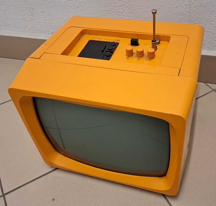 Telewizor Unitra Vela 202