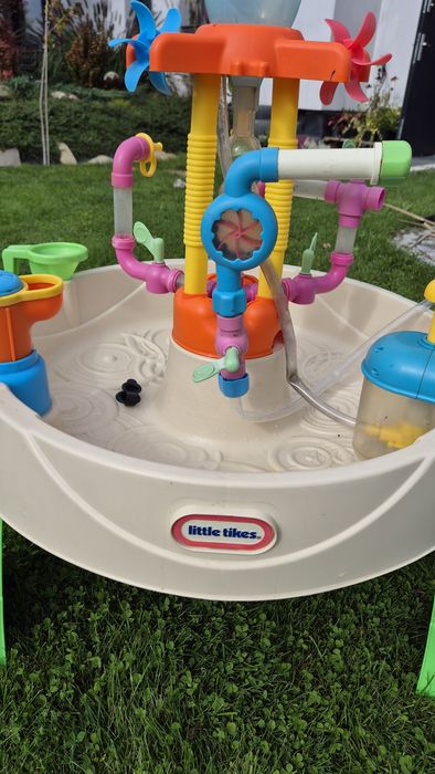 Stolik wodny little tikes używany